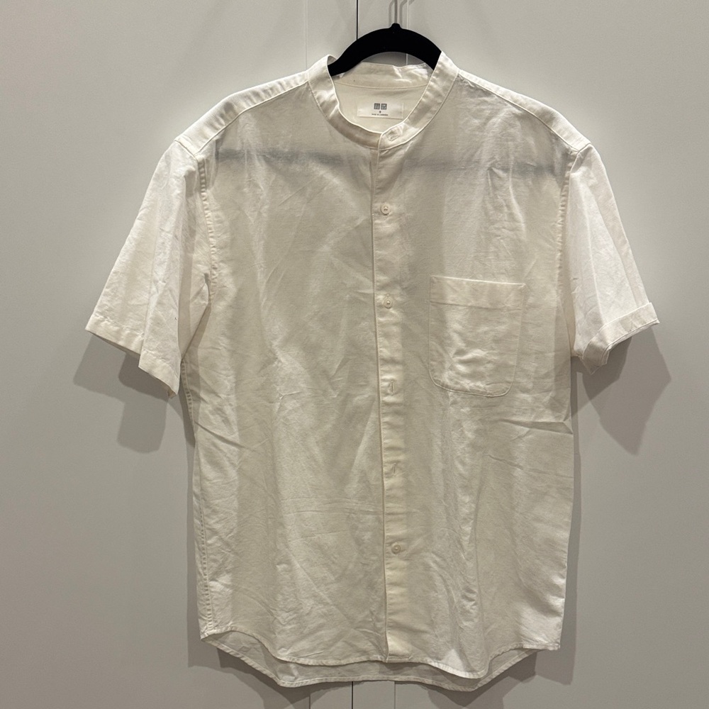 Uniqlo Cream Short Sleeve Button Down Shirt